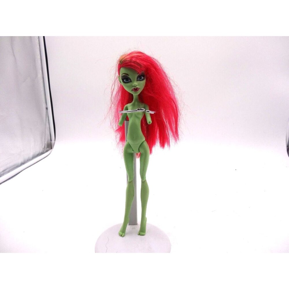 Monster High Ghoul Spirit Venus McFlytrap 2008 NUDE doll